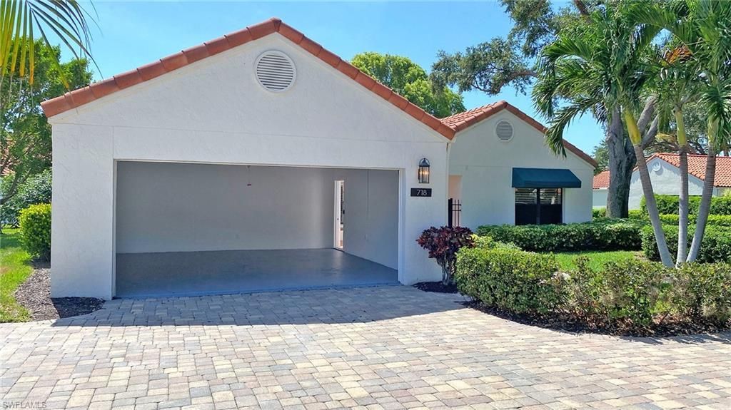 718 Reef Point Cir, Naples, FL 34108 Photo