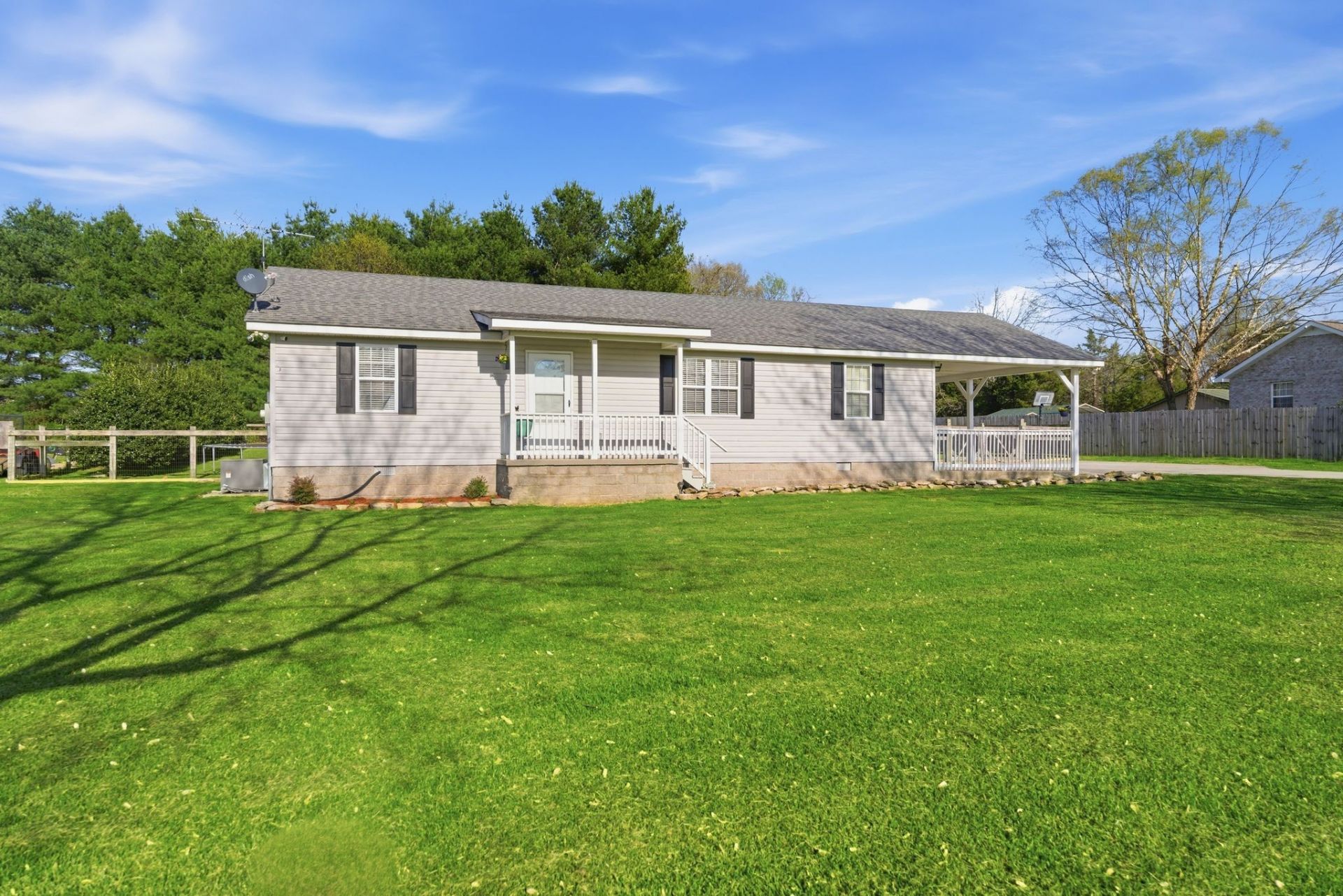 3956 Powers Bridge Rd , Manchester, TN 37355 Main Photo