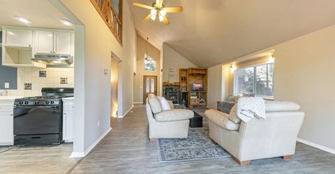 10880 Laurelwood Drive, Truckee, CA 96161 Photo