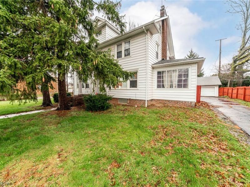 20303 Lake Shore Boulevard, Euclid, OH 44123 Photo 1