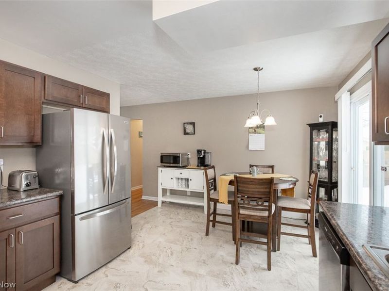 24634 Staghorn Drive, Bedford Heights, OH 44146 Photo 8