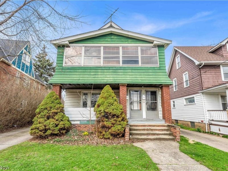 1042 Mozina Drive, Unit 1042/DN, Cleveland, OH 44119 Photo 1