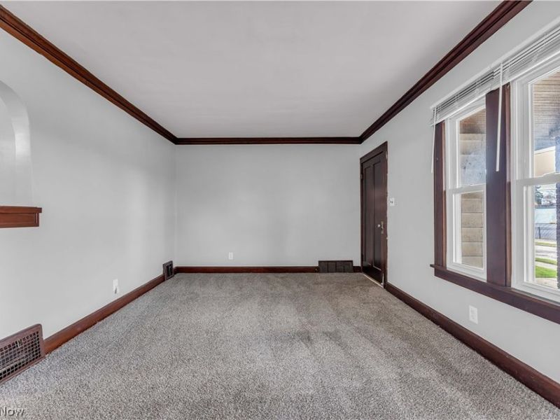 1042 Mozina Drive, Unit 1042/DN, Cleveland, OH 44119 Photo 14