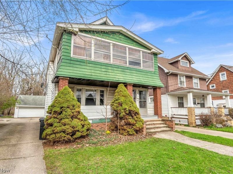 1042 Mozina Drive, Unit 1042/DN, Cleveland, OH 44119 Photo 3