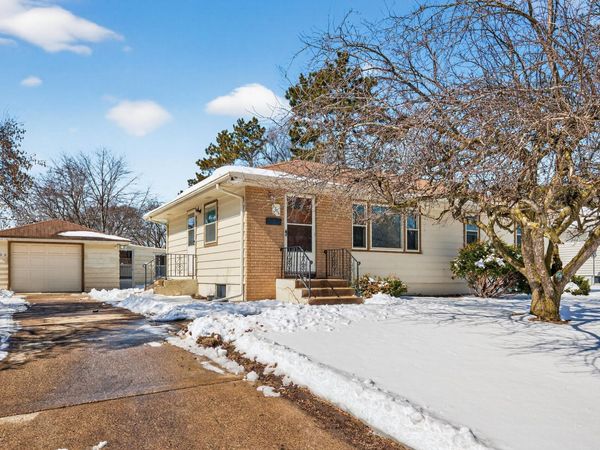 8706 20th Avenue S, Bloomington, MN 55425