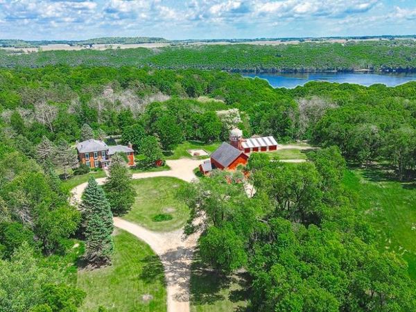 11253 Saint Croix Trail S, Denmark Twp, MN 55033