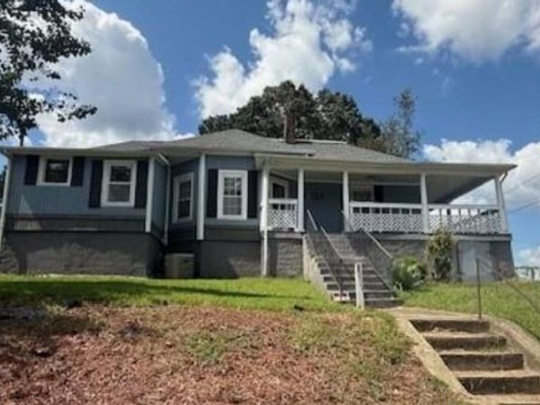 614 N Cameron Avenue , Winston-Salem, NC 27101