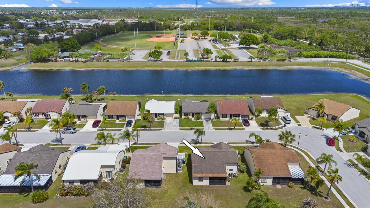 2363 SE Breckenridge Circle, Port Saint Lucie, FL 34952 Photo