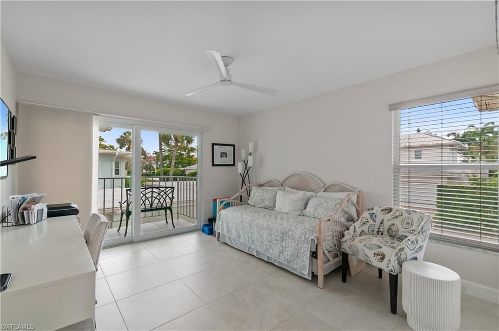 636 12th Ave S, Unit 636, Naples, FL 34102 Photo