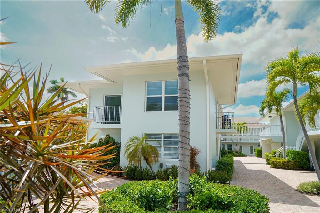 636 12th Ave S, Unit 636, Naples, FL 34102 Photo