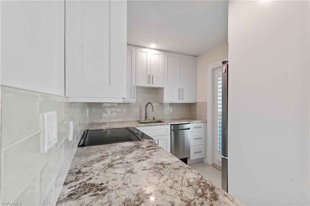 636 12th Ave S, Unit 636, Naples, FL 34102 Photo