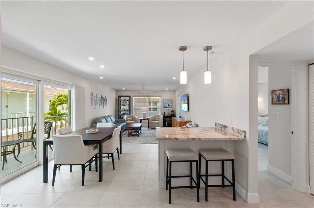 636 12th Ave S, Unit 636, Naples, FL 34102 Photo