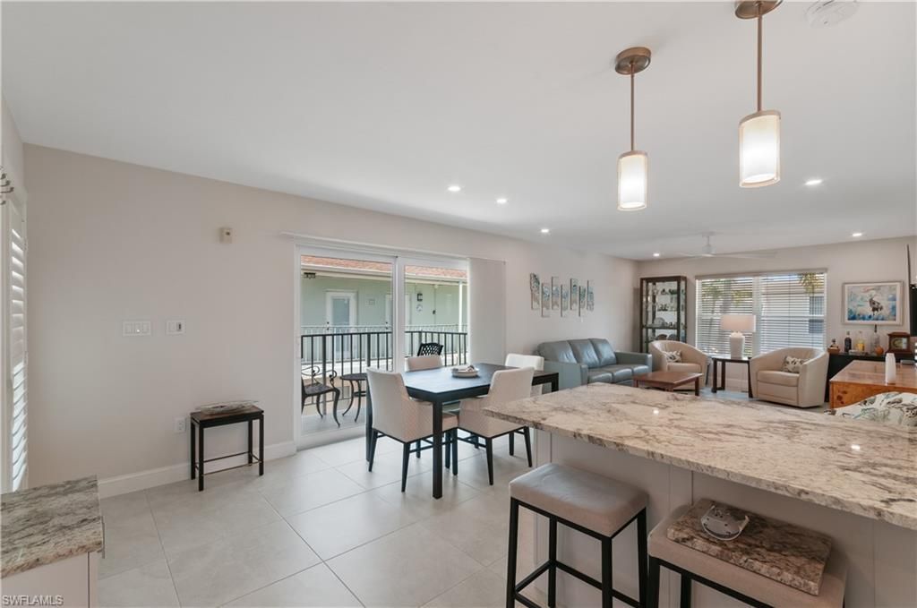 636 12th Ave S, Unit 636, Naples, FL 34102 Photo