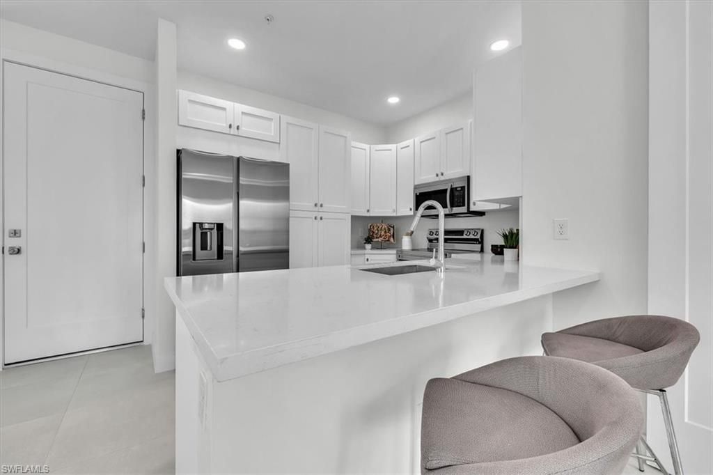 3527 Country Club Blvd, Cape Coral, FL 33904 Photo