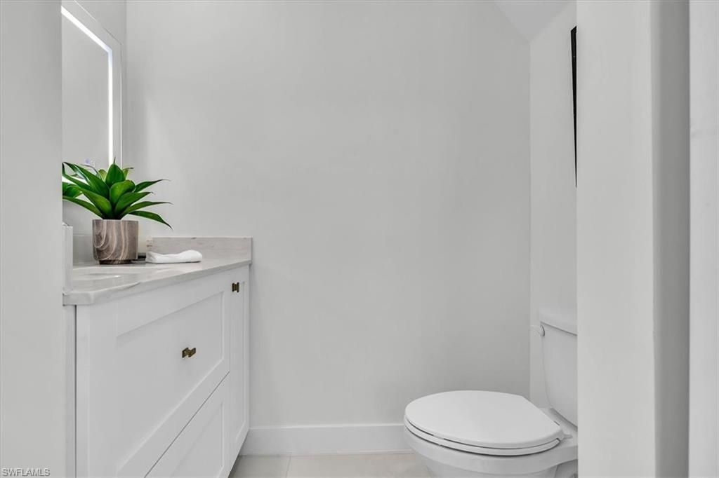 3527 Country Club Blvd, Cape Coral, FL 33904 Photo