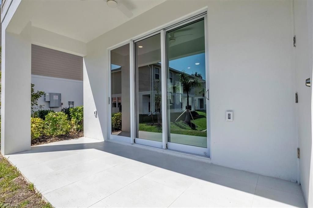 3527 Country Club Blvd, Cape Coral, FL 33904 Photo