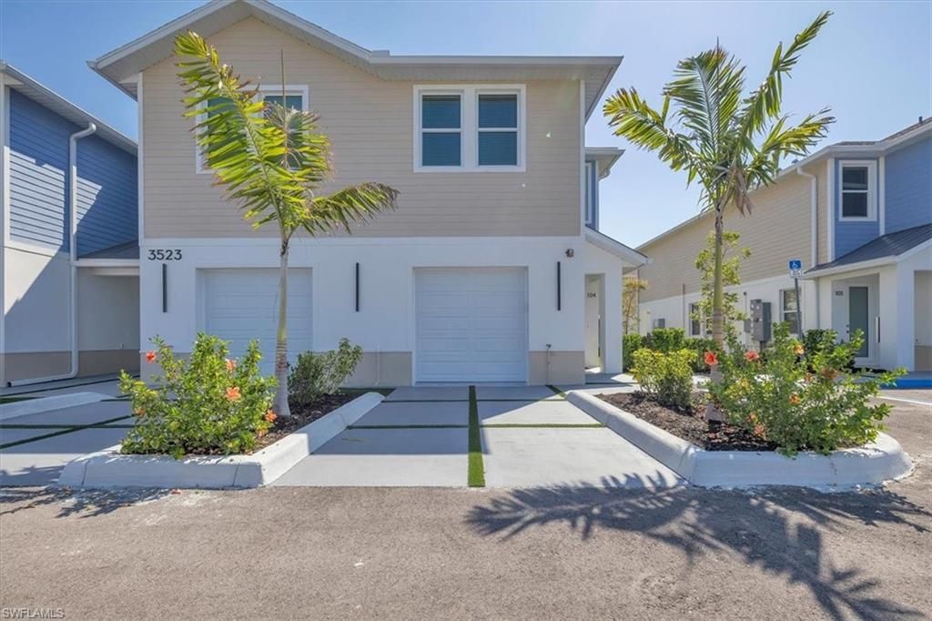 3527 Country Club Blvd, Cape Coral, FL 33904 Photo