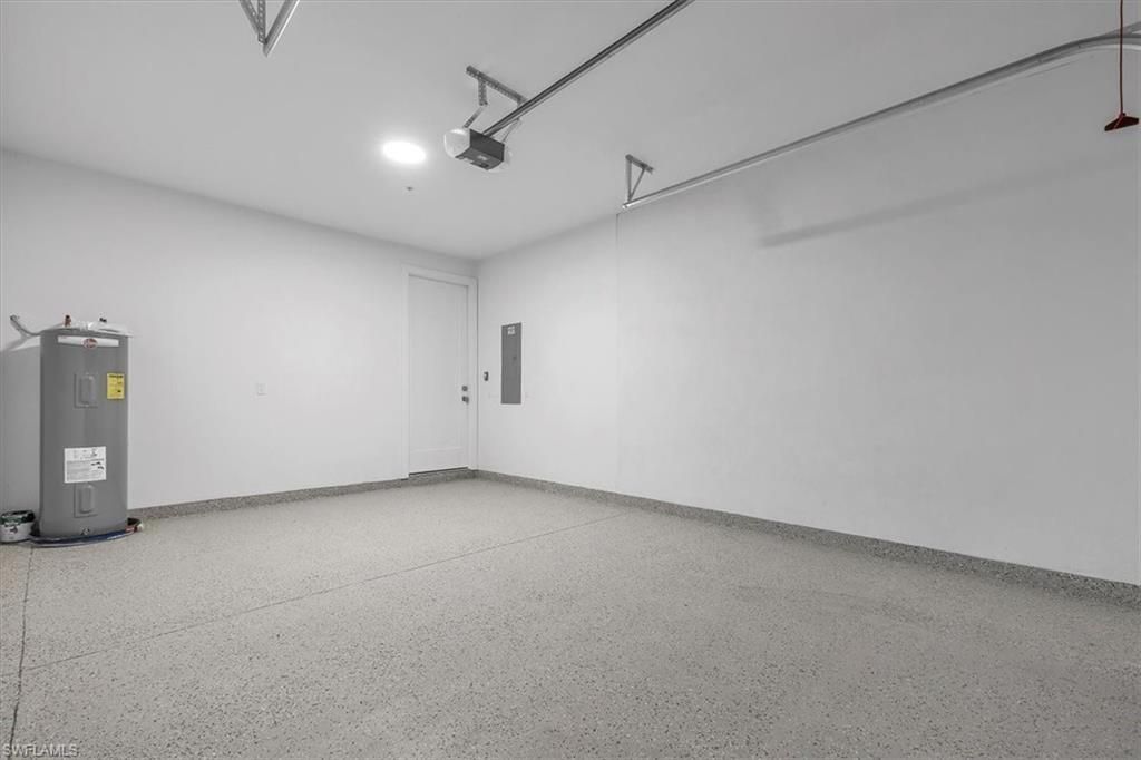 3527 Country Club Blvd, Cape Coral, FL 33904 Photo