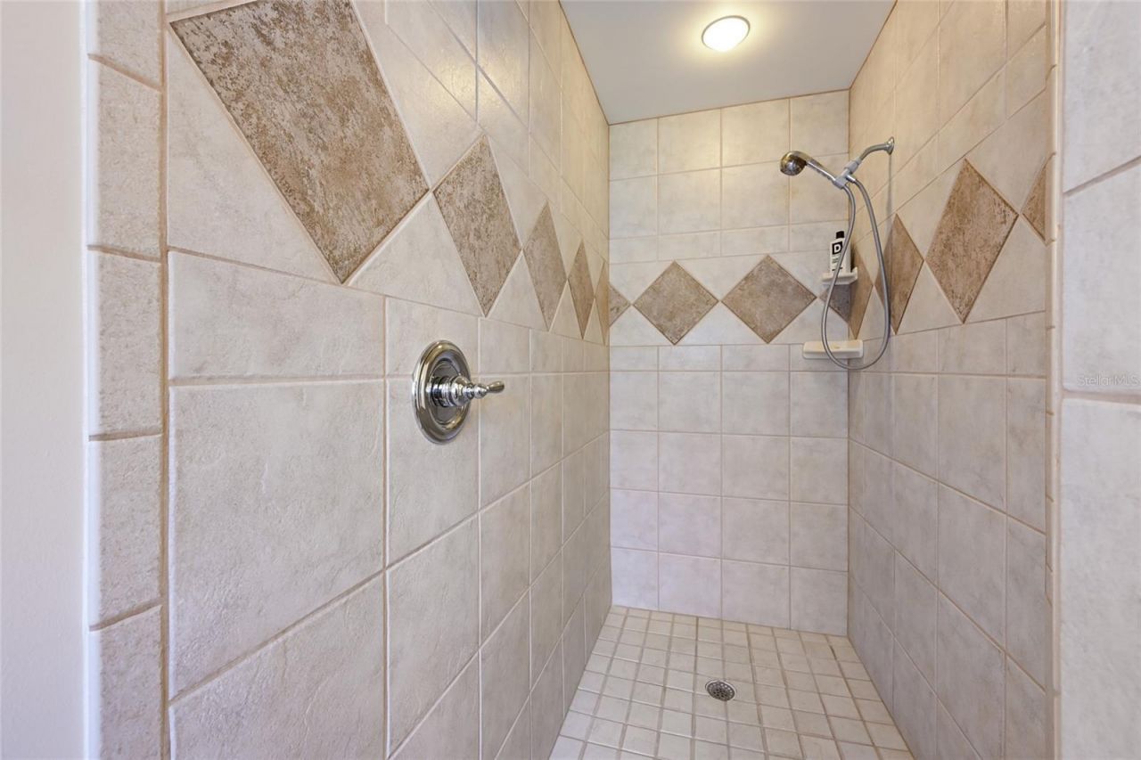 6912 7th Avenue Boulevard Nw, Bradenton, FL 34209 Photo