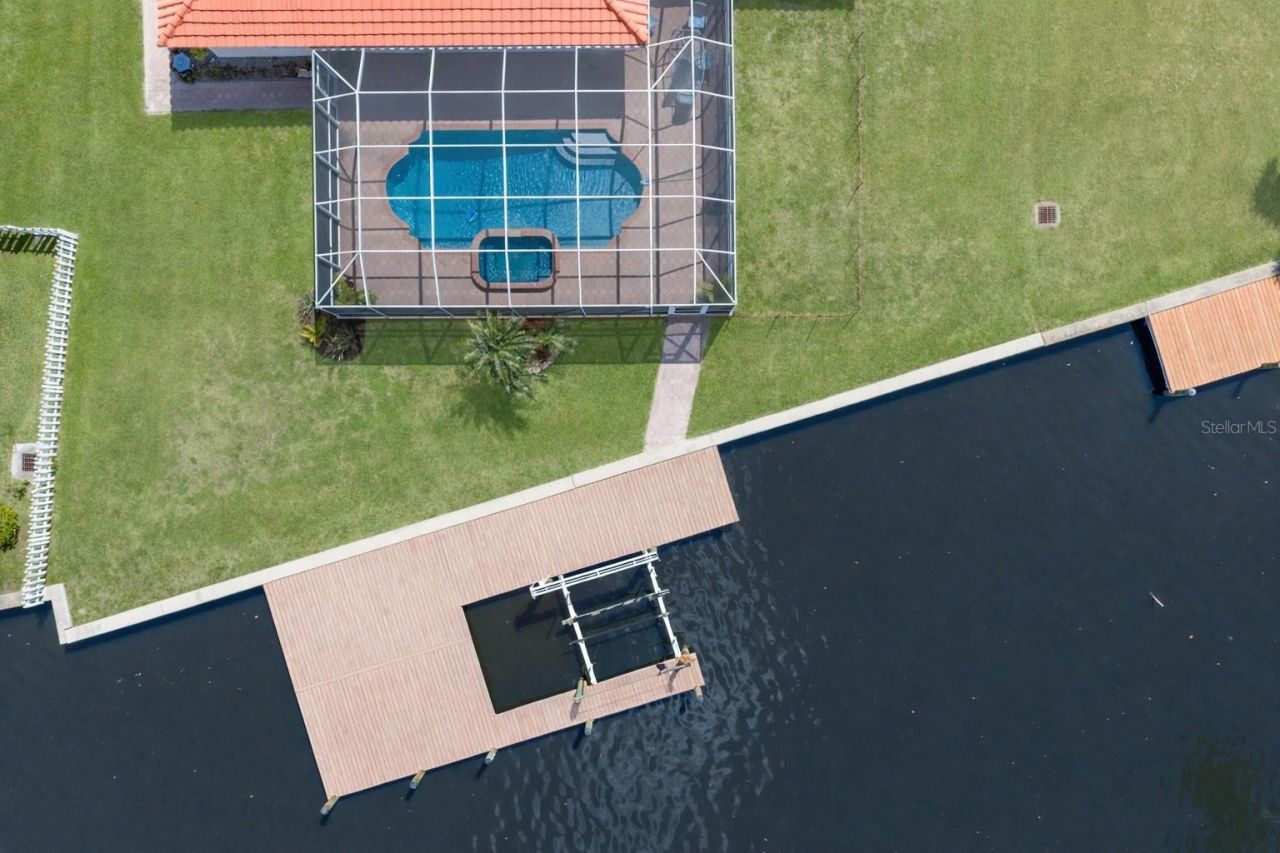 6912 7th Avenue Boulevard Nw, Bradenton, FL 34209 Photo