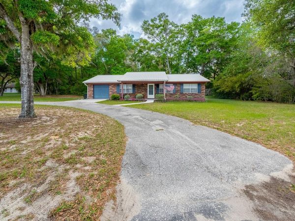 102 SWANS NEST CIRCLE , MELROSE, FL 32666