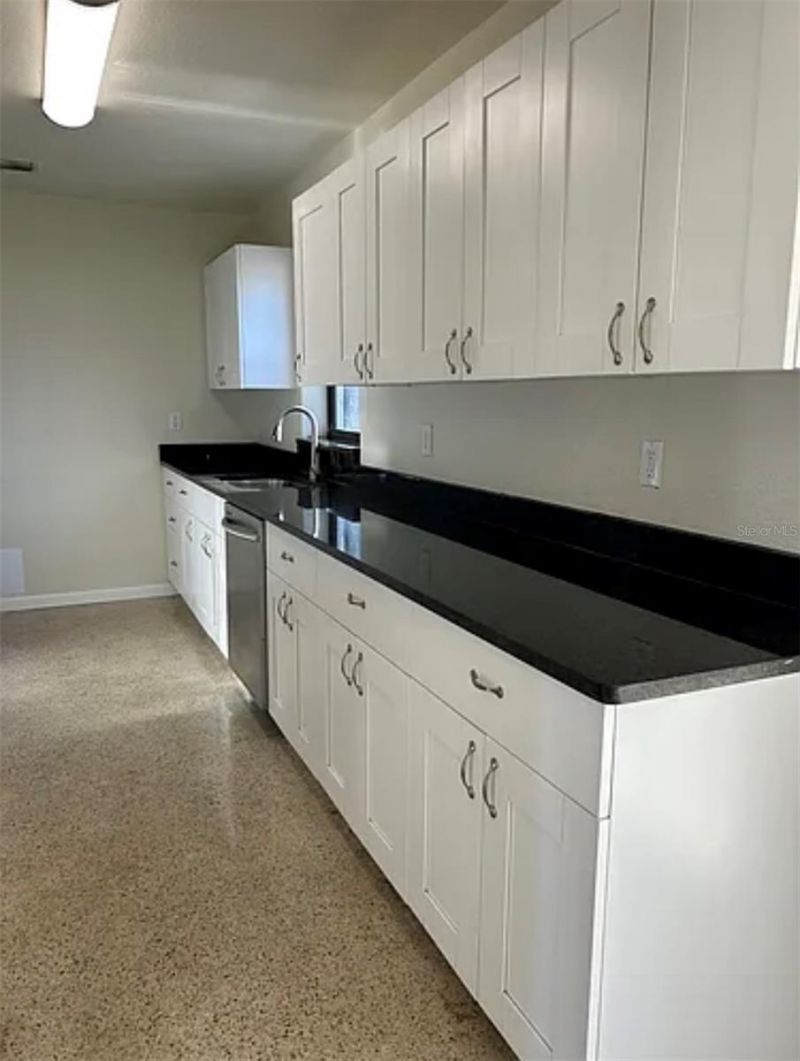 1200 63rd Avenue N, Saint Petersburg, FL 33702 Photo