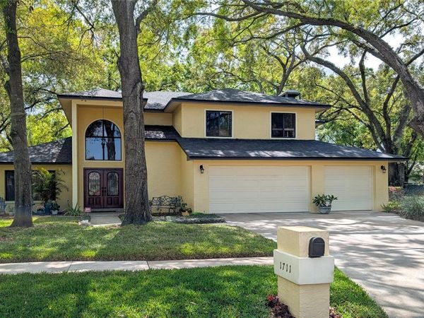 1711 MAGDALENE MANOR DRIVE , TAMPA, FL 33613