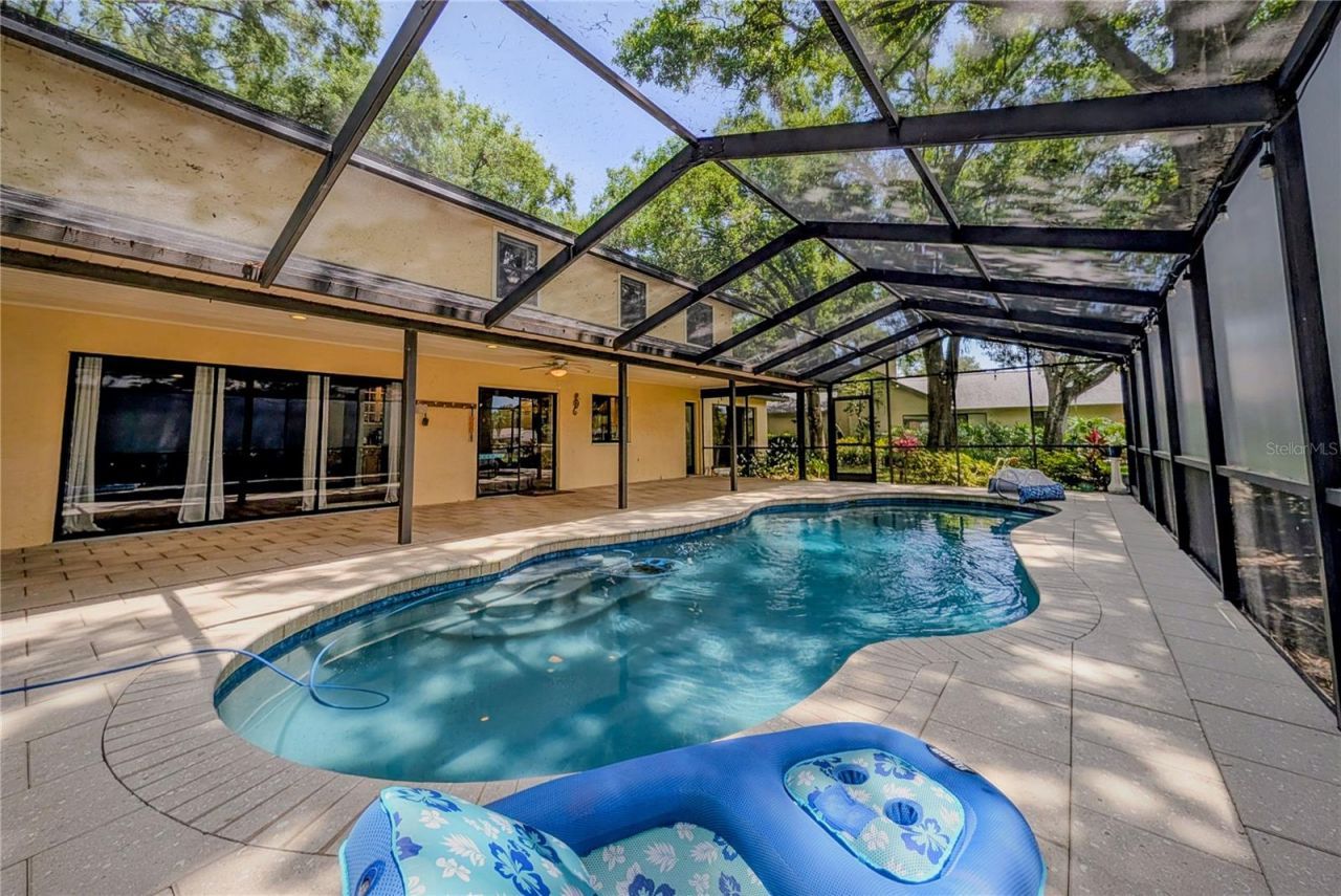 1711 Magdalene Manor Drive, Tampa, FL 33613 Photo