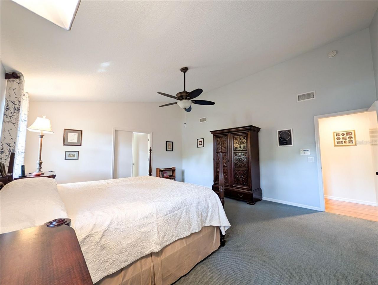 1711 Magdalene Manor Drive , Tampa, FL 33613 Photo