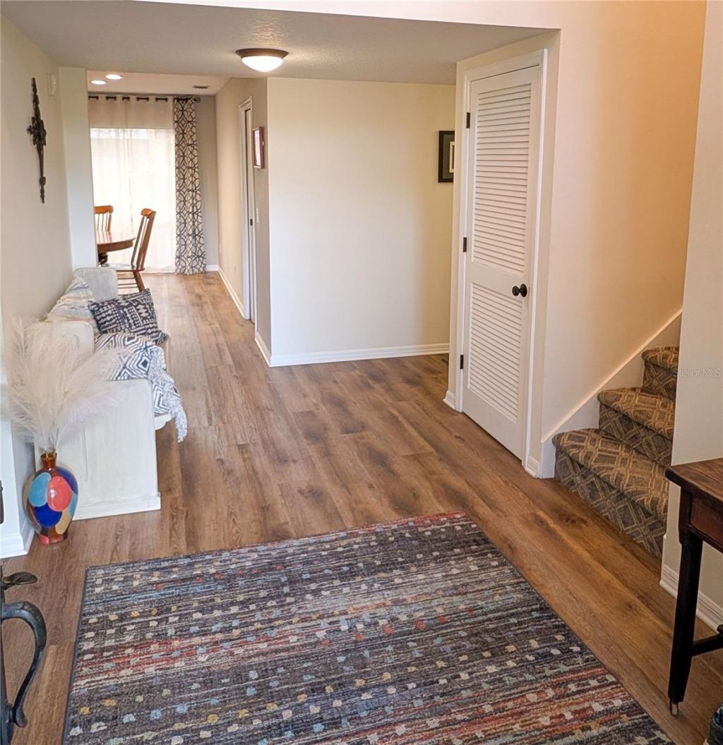 1711 Magdalene Manor Drive , Tampa, FL 33613 Photo