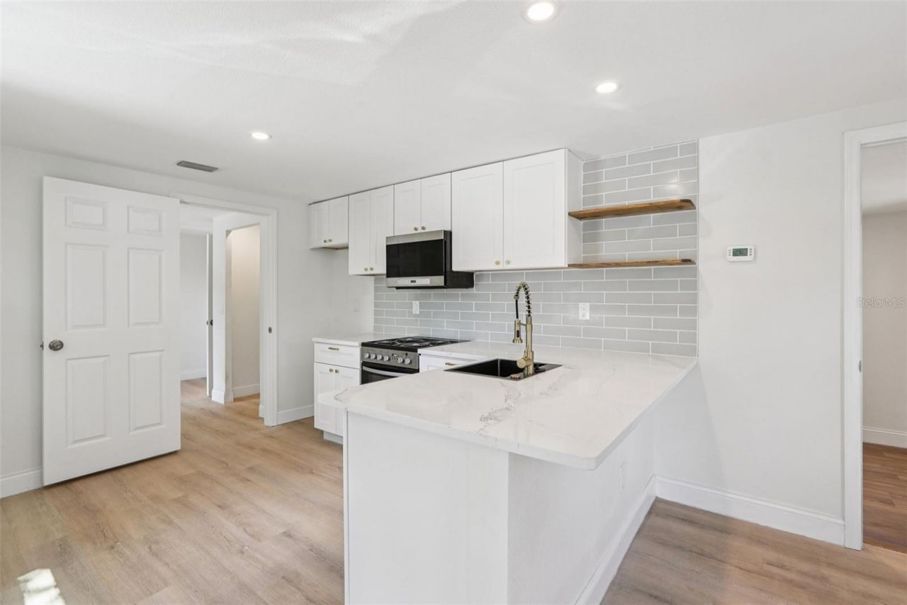 2800 13th Avenue N, Saint Petersburg, FL 33713 Photo