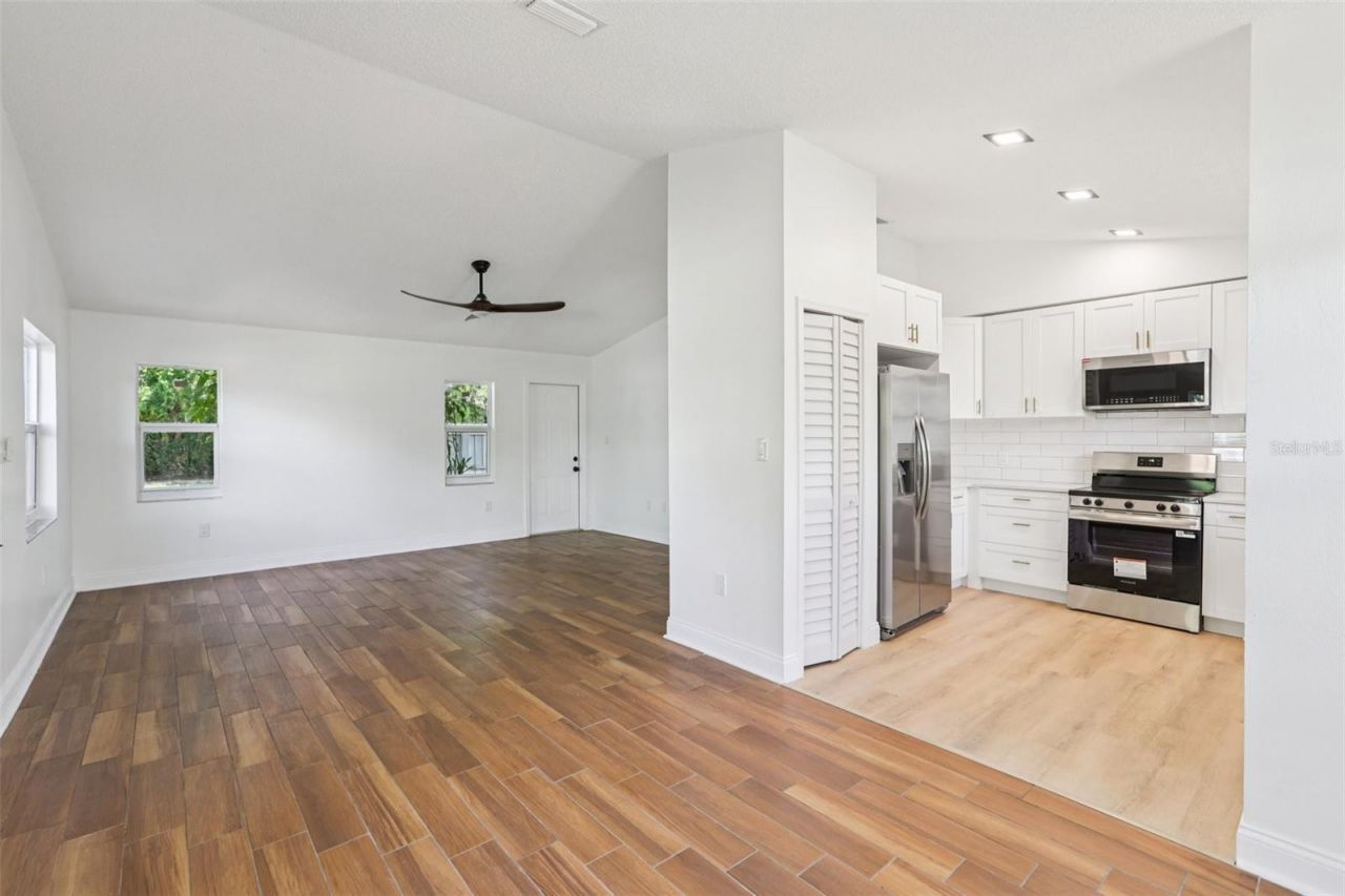 2800 13th Avenue N, Saint Petersburg, FL 33713 Photo