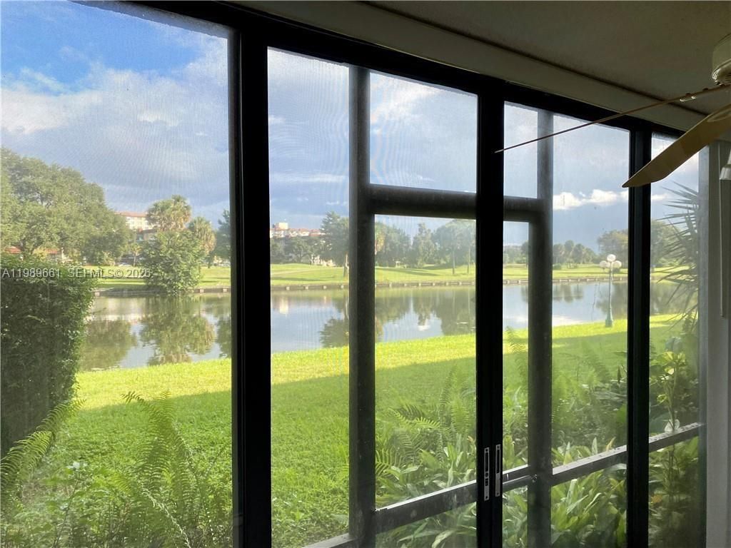 3740 Inverrary Dr , Unit 1T, Lauderhill, FL 33319 Photo