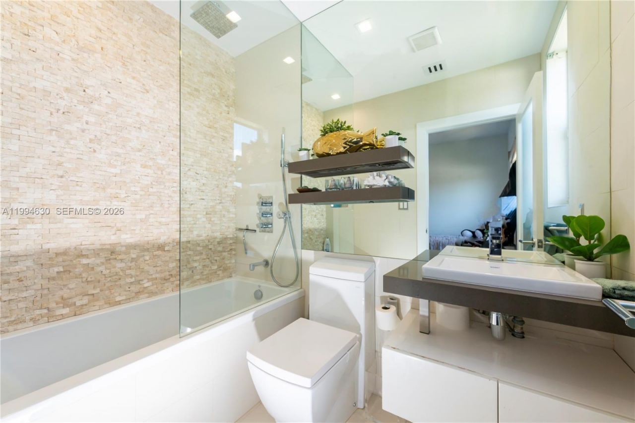 361 Jefferson Ave , Unit 3, Miami Beach, FL 33139 Photo