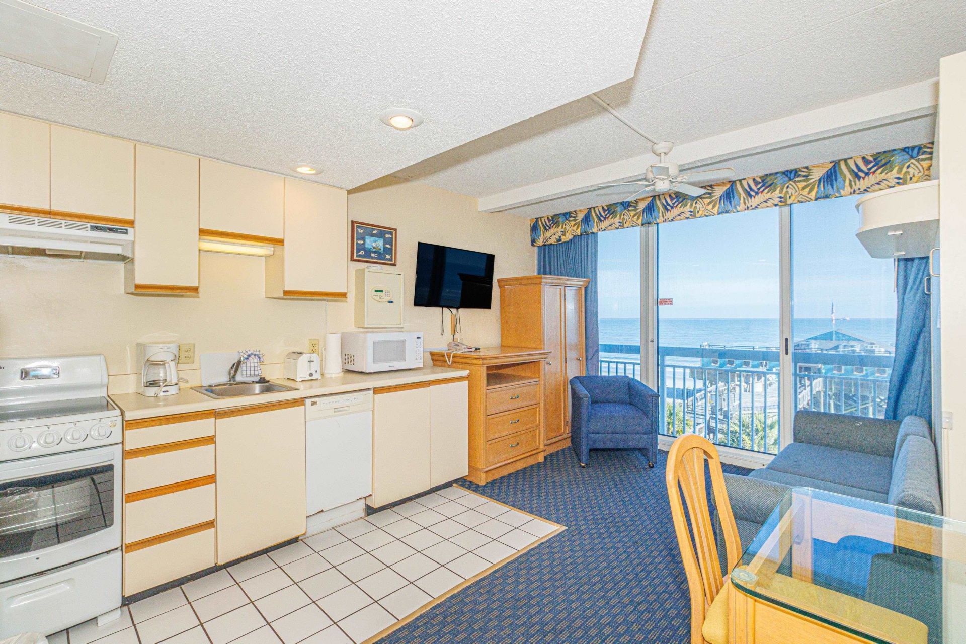 1304 N Ocean Blvd.  Photo 7