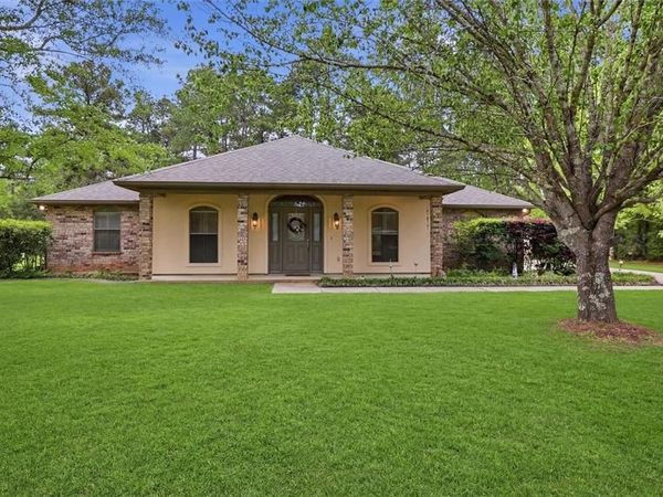 100 PINE Avenue, Madisonville, LA 70447