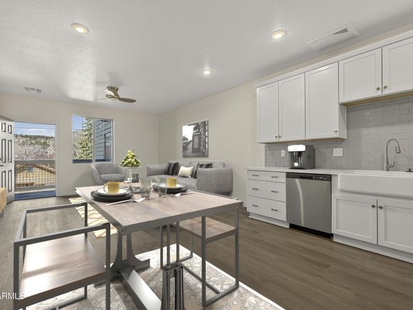 207 S Beaver Street, Unit 203, Flagstaff, AZ 86001