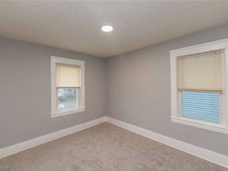 1038 W 11th Street, Lorain, OH 44052 Photo 16