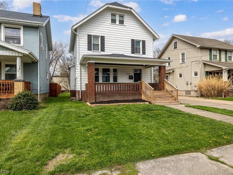 1038 W 11th Street, Lorain, OH 44052 Photo 2