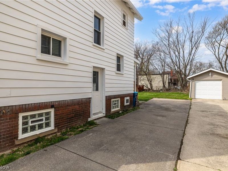 1038 W 11th Street, Lorain, OH 44052 Photo 26