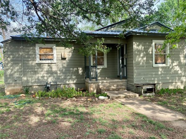 1805 Garfield ST , Bastrop, TX 78602