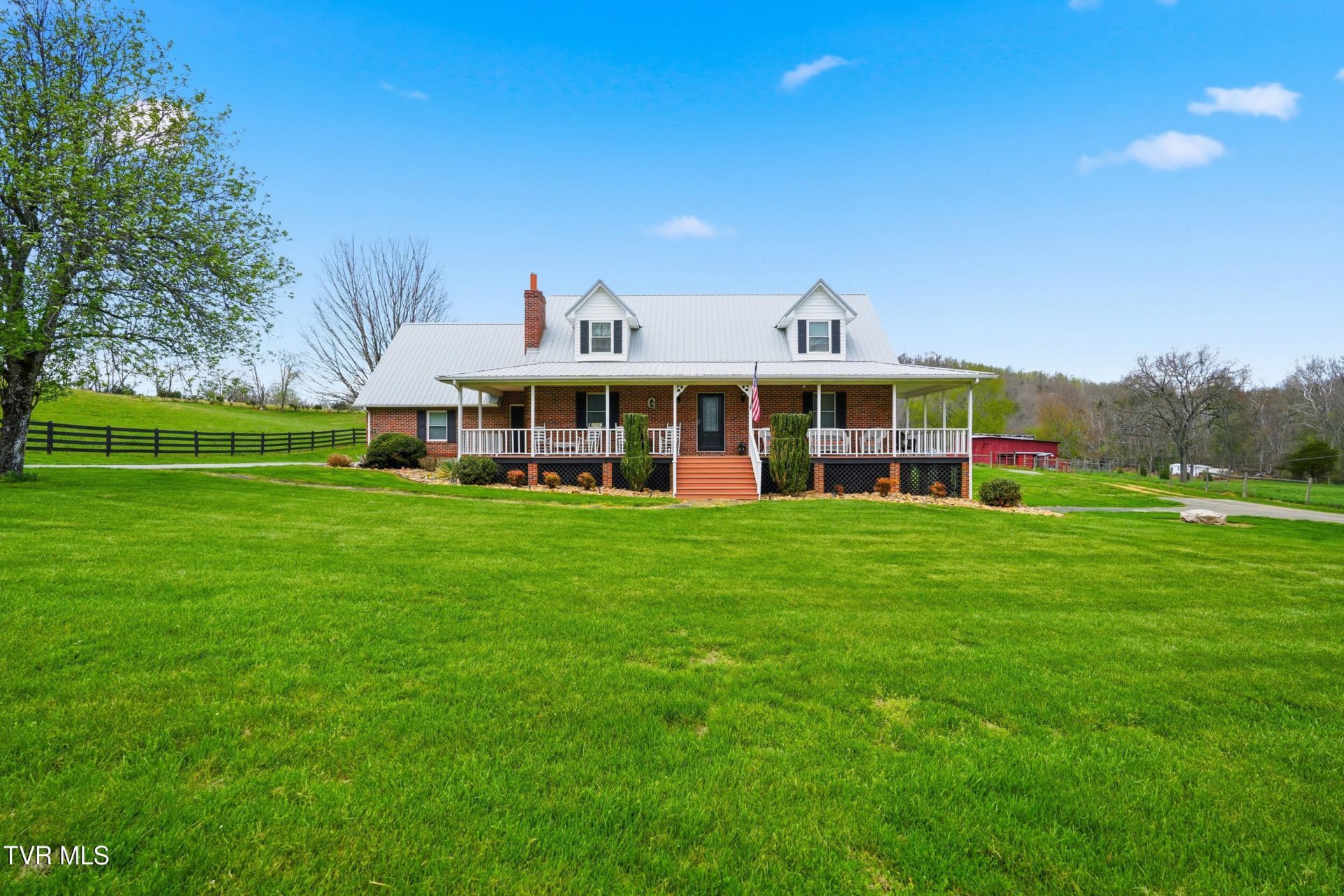 2428 Hickory Tree Road, Bluff City, TN 37618 Main Photo