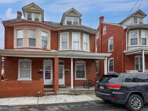135 S 11TH STREET, LEBANON, PA 17042