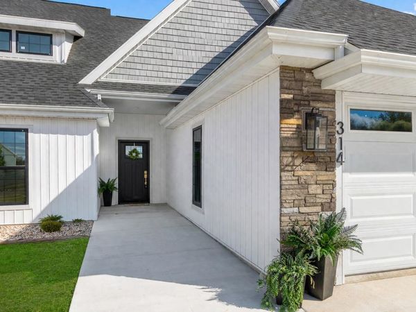 314 Willow Street, Pardeeville, WI 53954