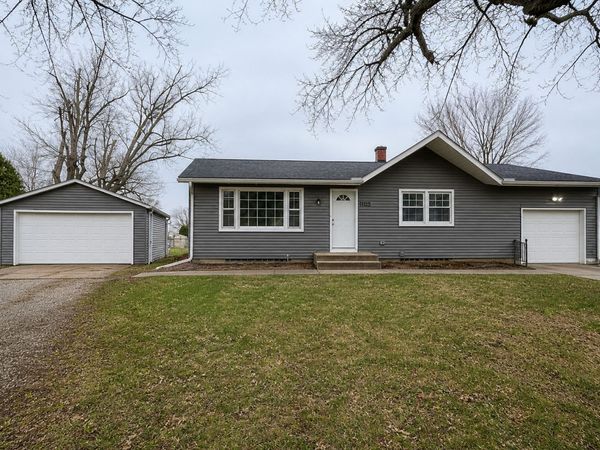 5125 W 49th Street, Davenport, IA 52806
