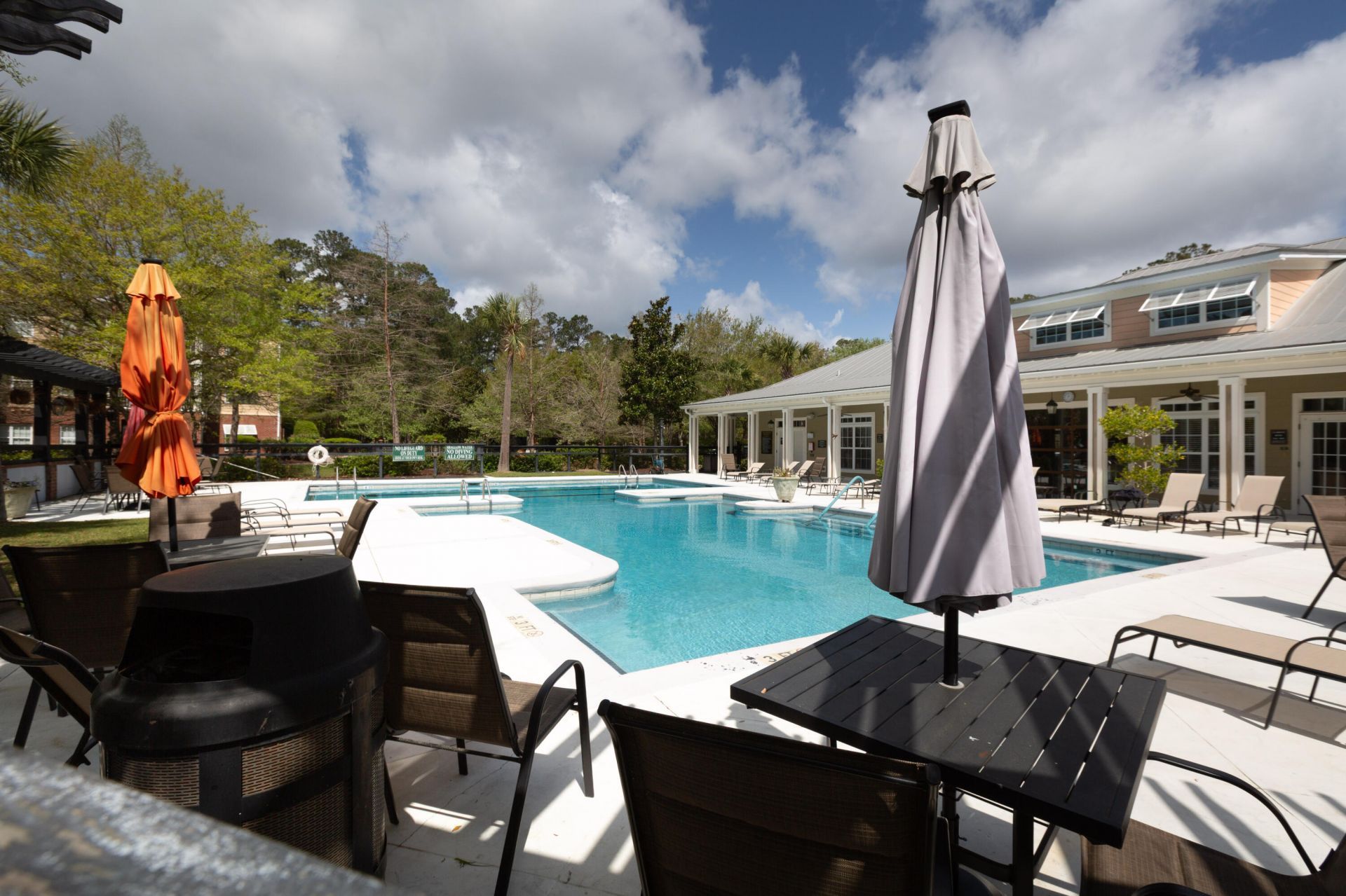 1307 Basildon Road Photo 41