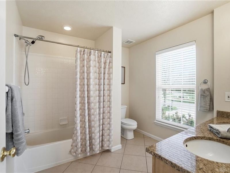 1800 Olde Haley Drive, Centerville, OH 45458 Photo 21