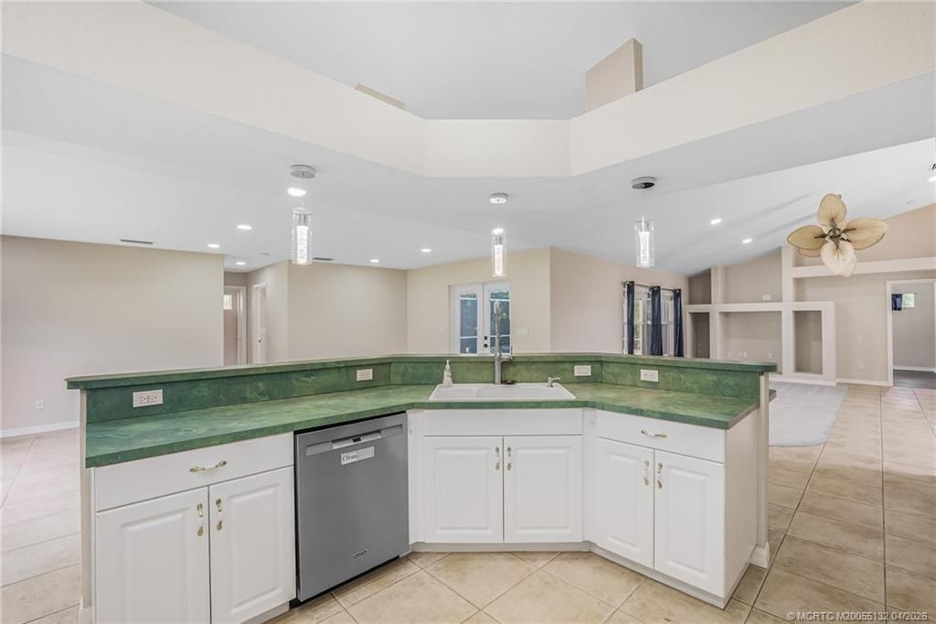 2149 SW Savage Boulevard, Port Saint Lucie, FL 34953 Photo