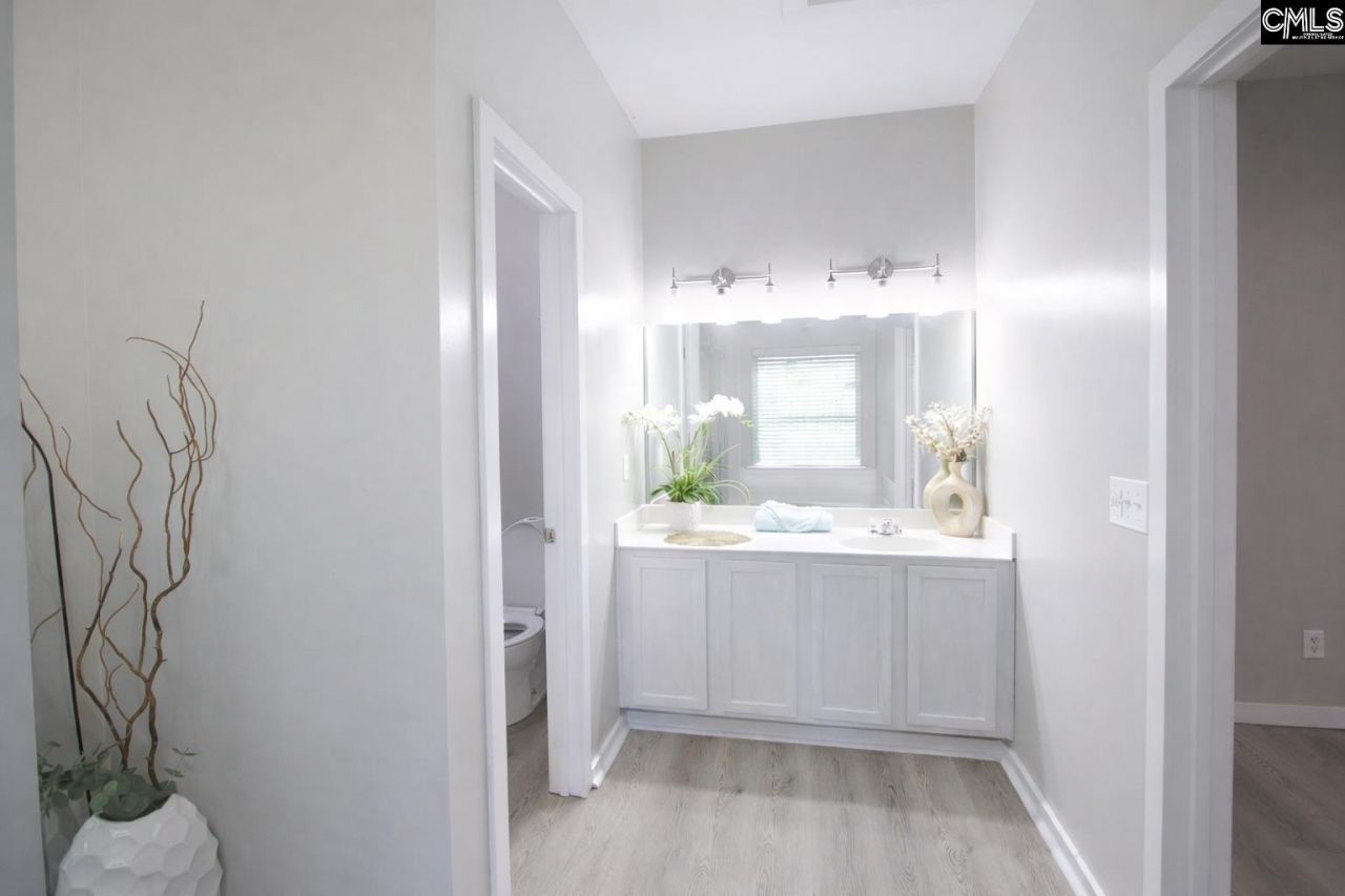 249 Allenbrooke Way Photo 18