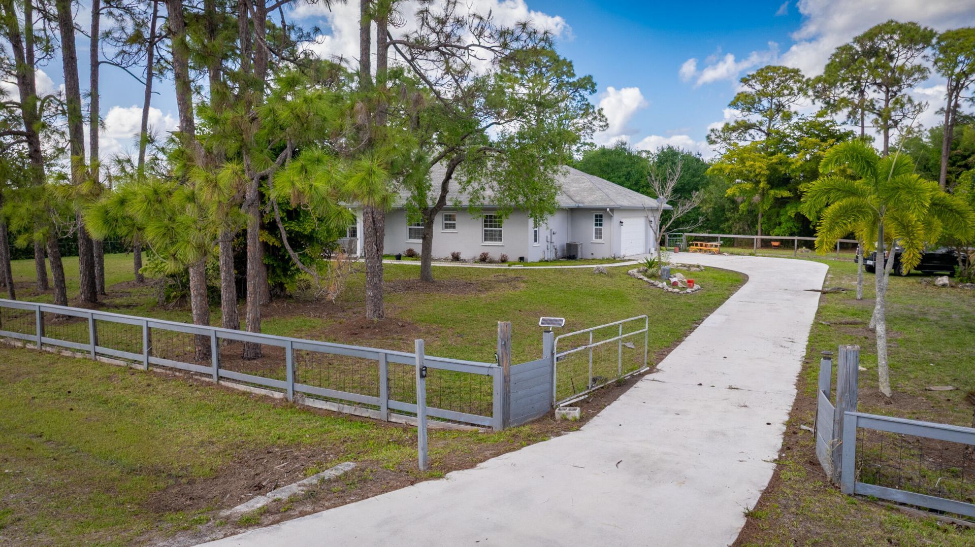 17887 N 68th St Street N, The Acreage, FL 33470 Photo